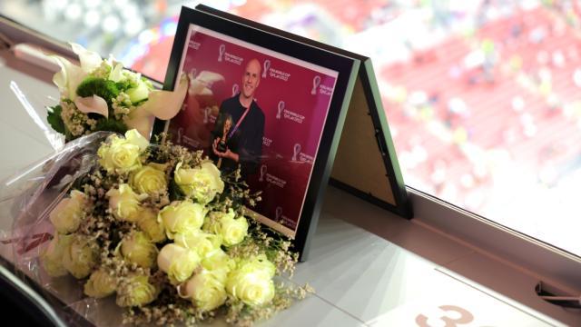 球探体育比分直播-还记得世界杯殉职的名记么?个人纪念衫近日推出